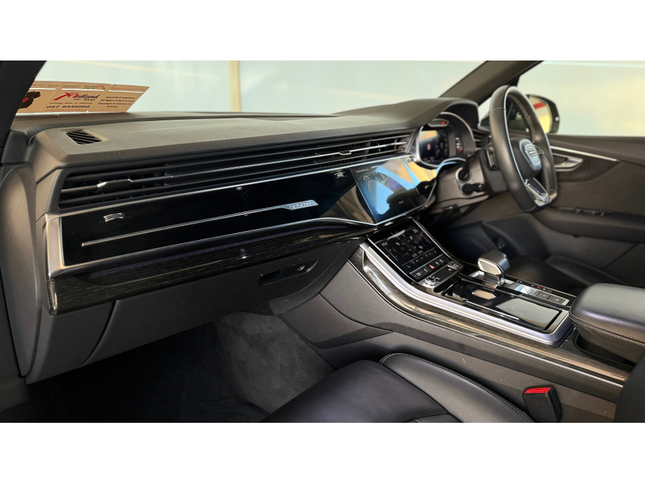 2021 Audi Q7 - image 8