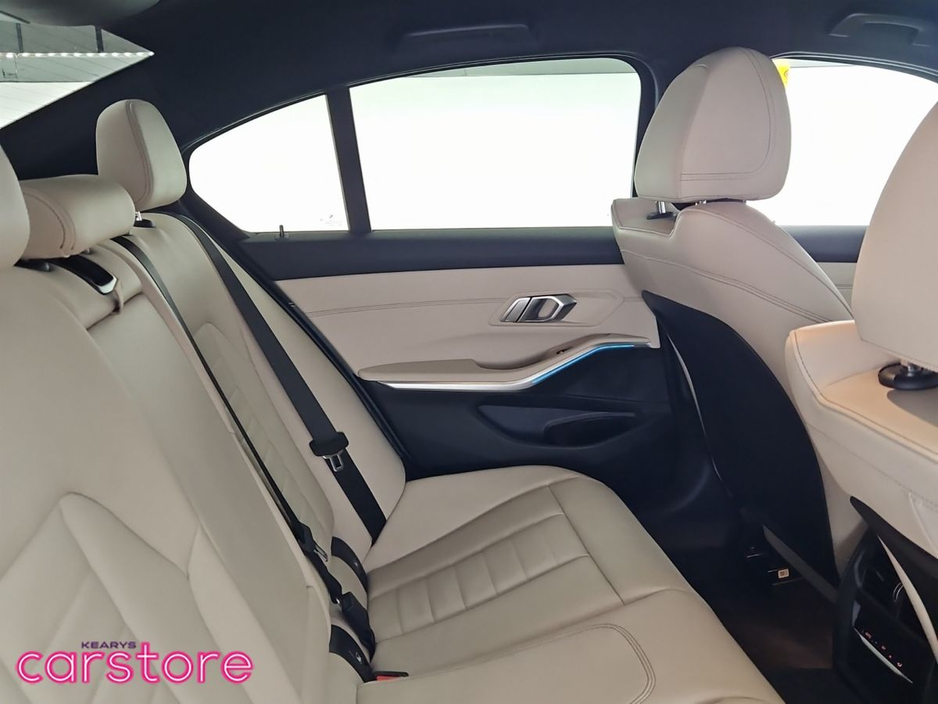 2021 BMW 3 Series 330e M Sport Auto €34,480