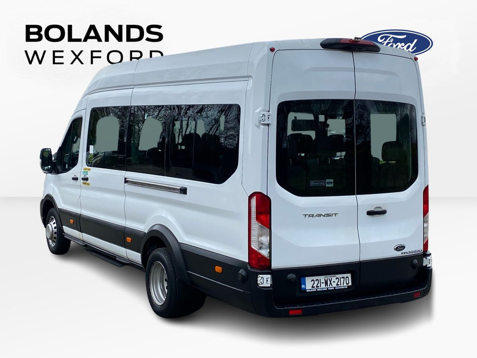 2022 Ford Transit - image 3