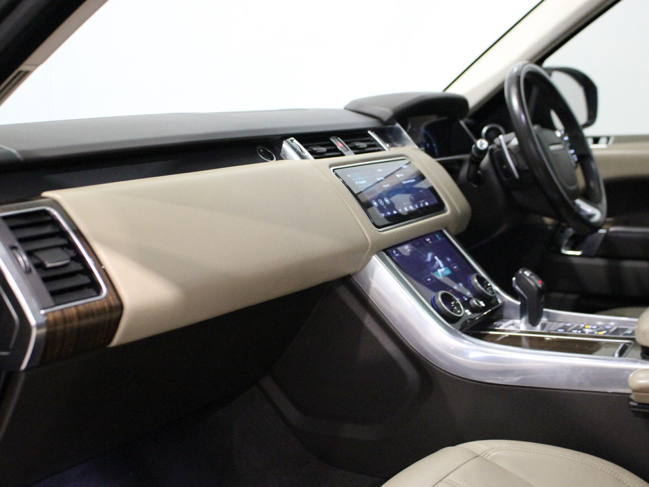 2020 Land Rover Range Rover Sport - image 34