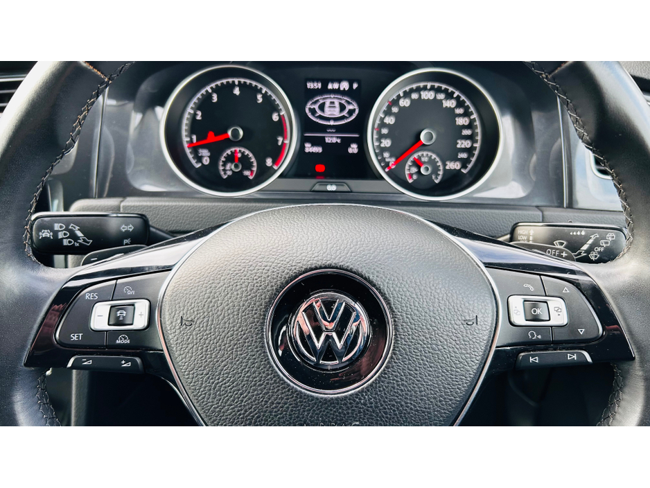 2018 Volkswagen Golf NCT AUG '27 AUTOMATIC PETROL WITH REVERSE CAMERA €18,995