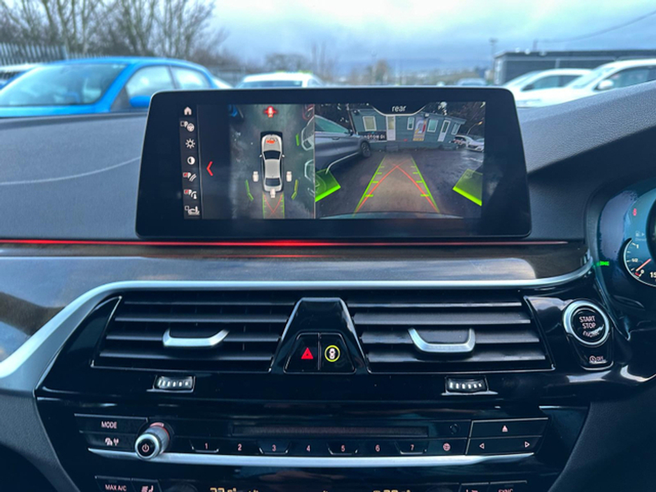 2018 BMW 5 Series - image 22