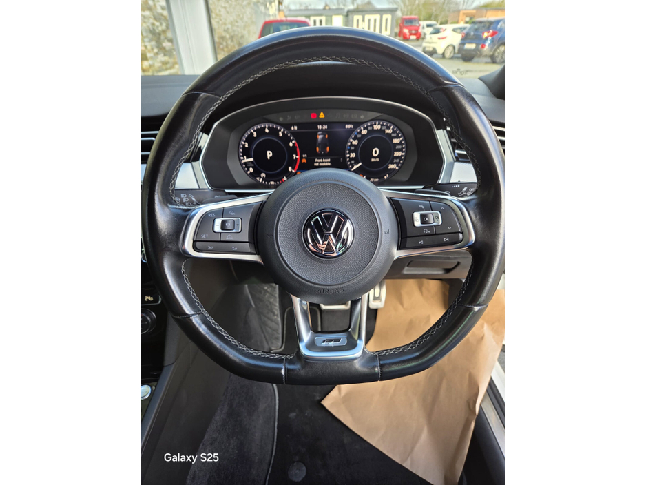 2017 Volkswagen Passat  €19,950