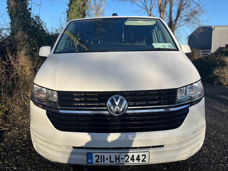 2021 Volkswagen Transporter  €16,998