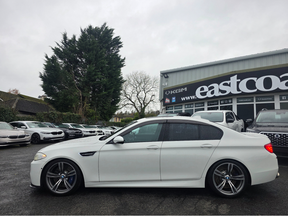 2012 BMW M5 F10 4.4 TWIN TURBO V8 AUTOMATIC