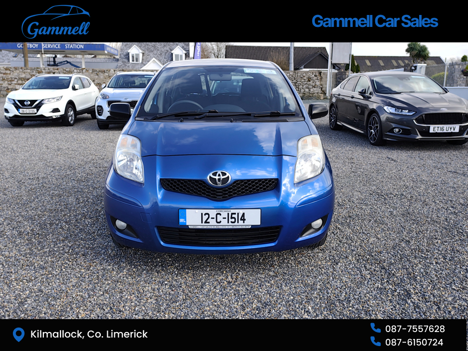 2012 Toyota Yaris - image 6