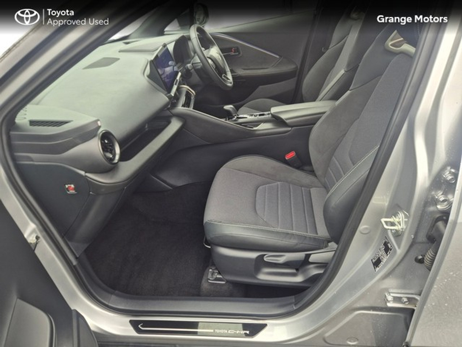 2024 Toyota C-HR - image 7