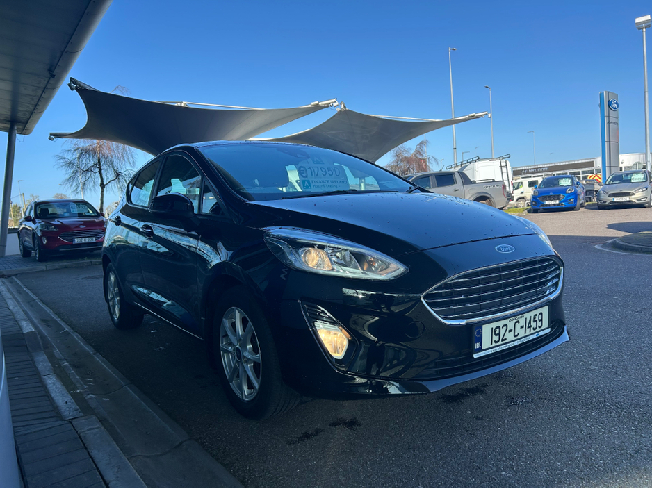 2019 Ford Fiesta - image 6
