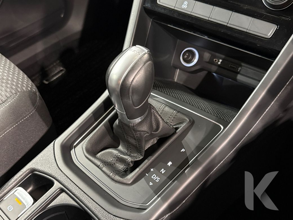 2017 Volkswagen Touran - image 19