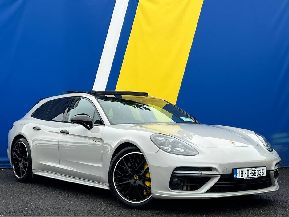 2018 Porsche Panamera - image 3