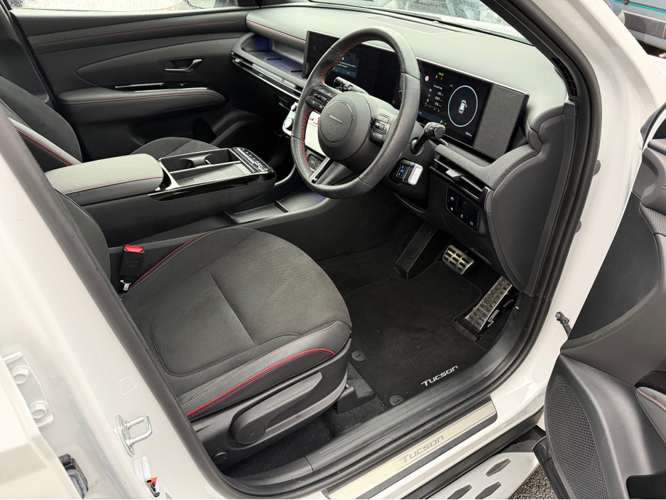 2025 Hyundai Tucson 4WD PLATINUM N LINE PHEV//VIRTUALLY NEW//PANORAMIC ROOF//MANUFACTURER WARRANTY €46,950