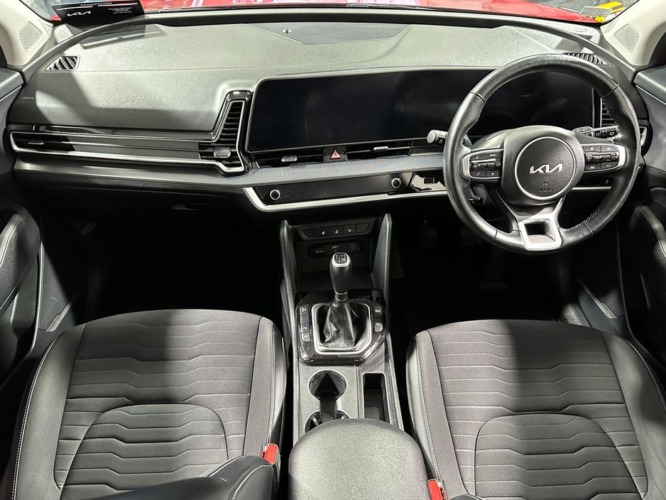 2023 Kia Sportage - image 9