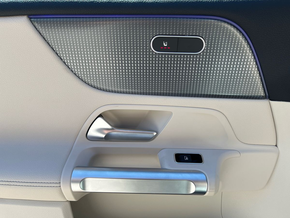 2025 Mercedes-Benz EQB - image 17