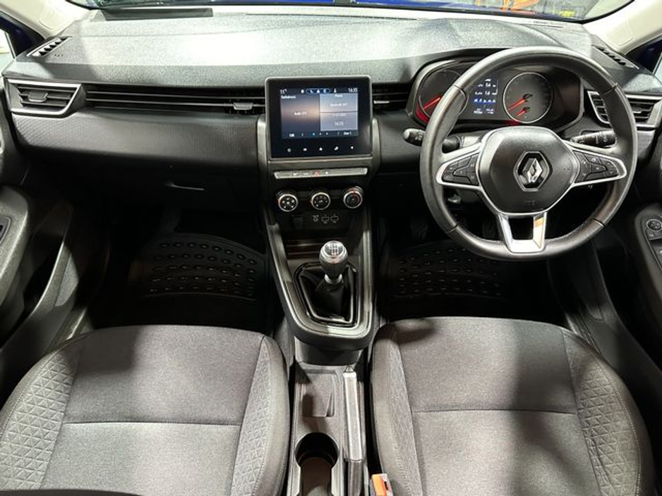 2023 Renault Clio Equilibre 1.0 Petrol 231 €16,250