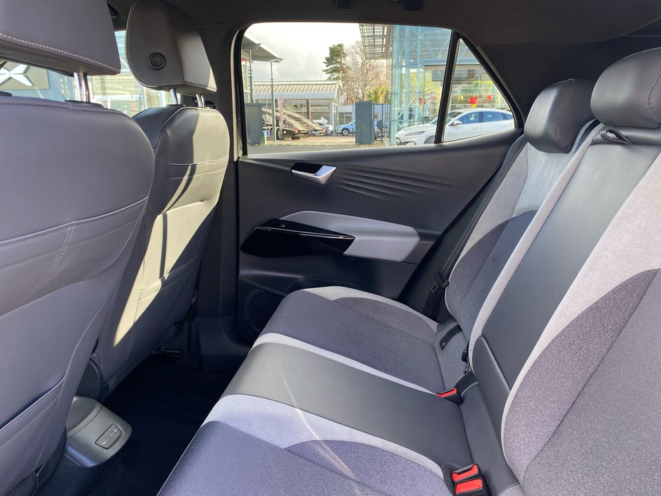 2020 Volkswagen ID.3 - image 13