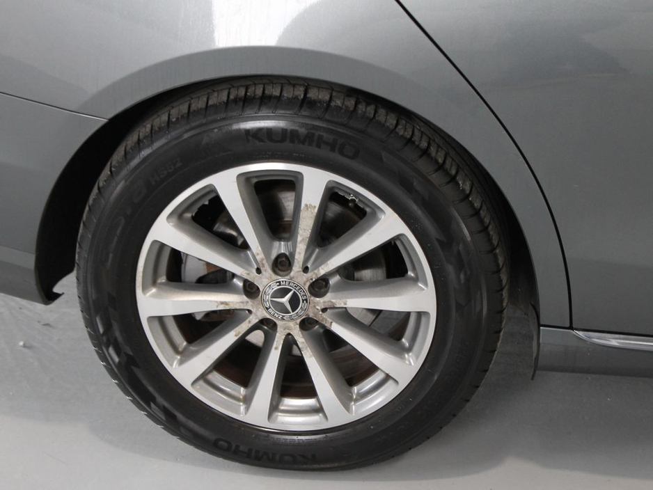 2018 Mercedes-Benz E Class - image 29