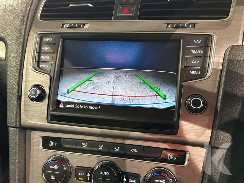 2017 Volkswagen Golf 1.2 TSI COMFORT LINE ESTATE - FACTORY ALLOYS - PADDLE SHIFT - CRUISE CONTROL - REAR CAMERA €14,450