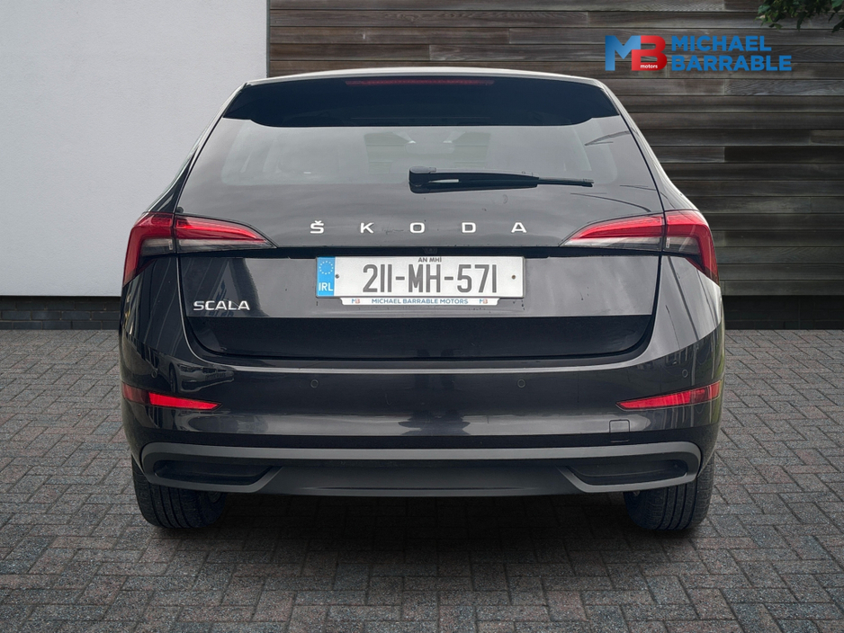 2021 Skoda Scala - image 12