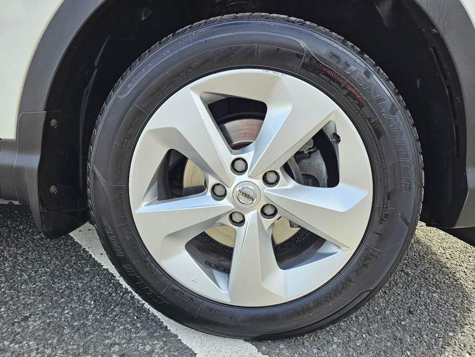 2018 Nissan Qashqai - image 37