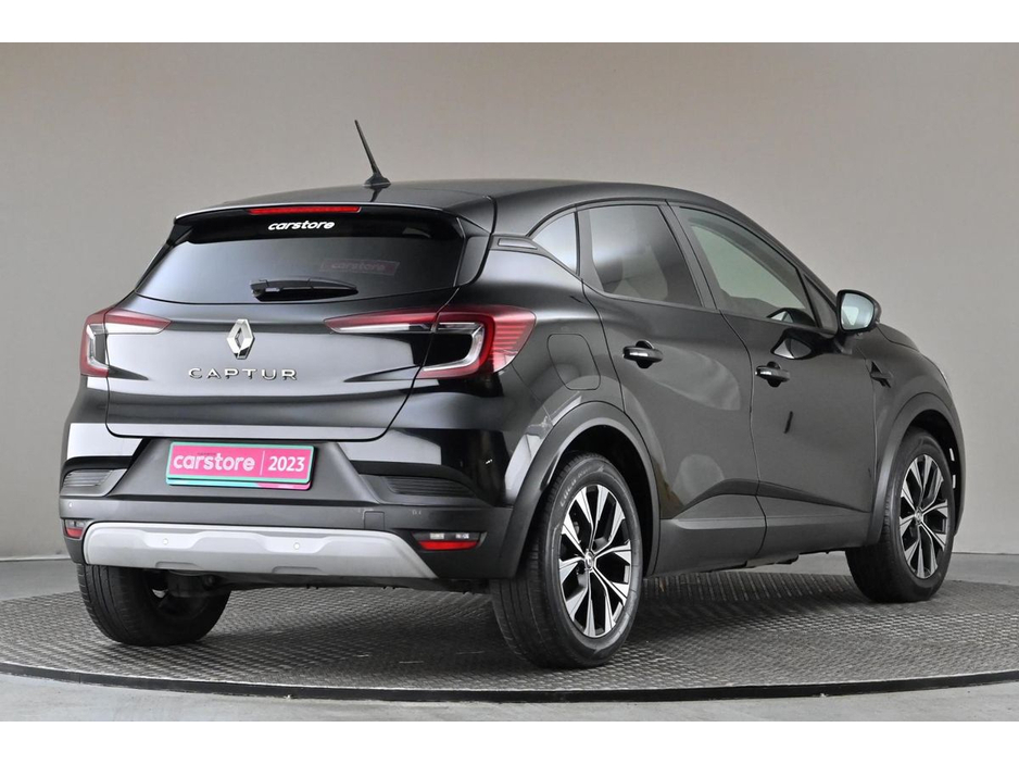 2023 Renault Captur - image 9