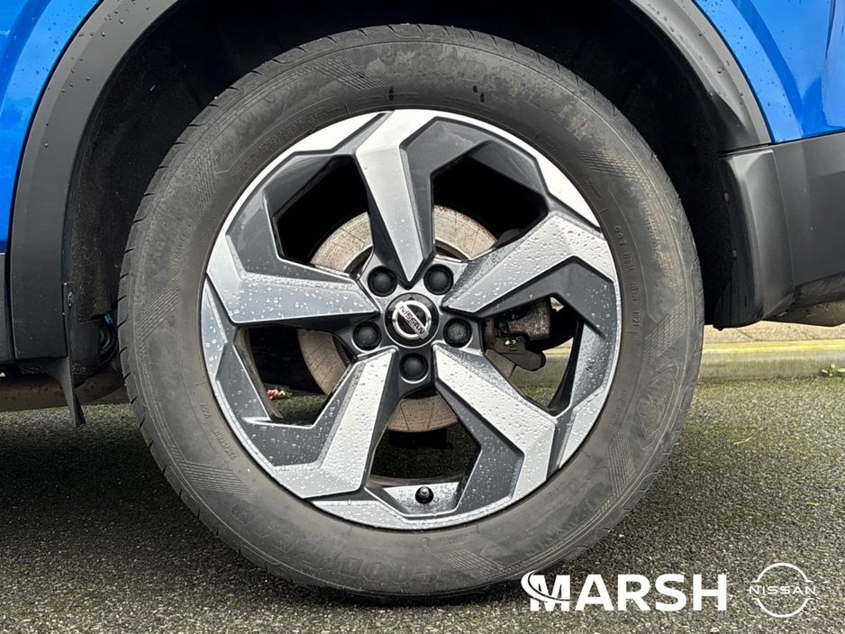 2023 Nissan Qashqai 1.3 MILD HYBRID SV PREMIUM 5DR €28,925