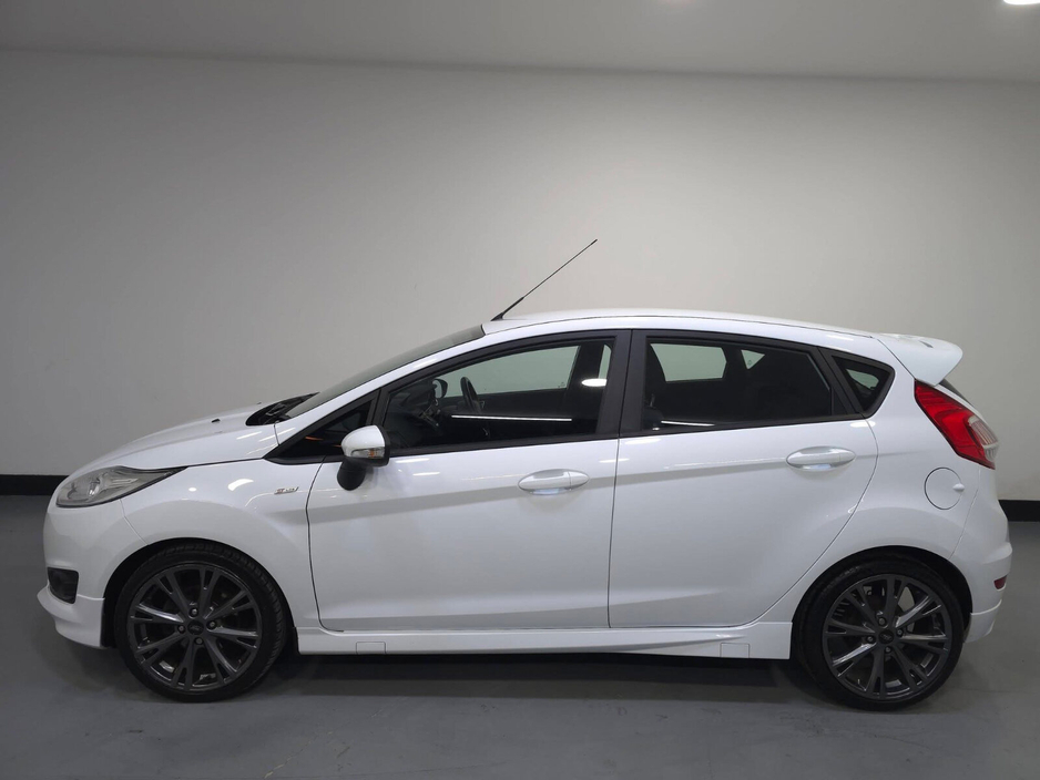 2017 Ford Fiesta  €11,950