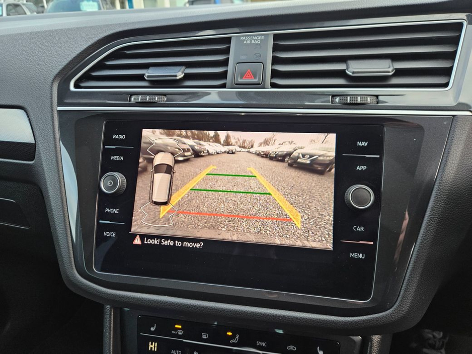 2021 Volkswagen Tiguan Eleg 2.0tdi M6F 150HP 5DR €31,990