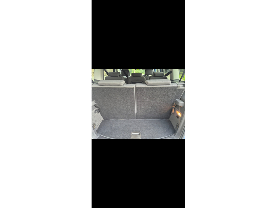 2015 Volkswagen Touran - image 4