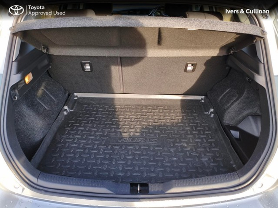 2018 Toyota Auris HYBRID LUNA SPORT 4DR AUTO €17,950