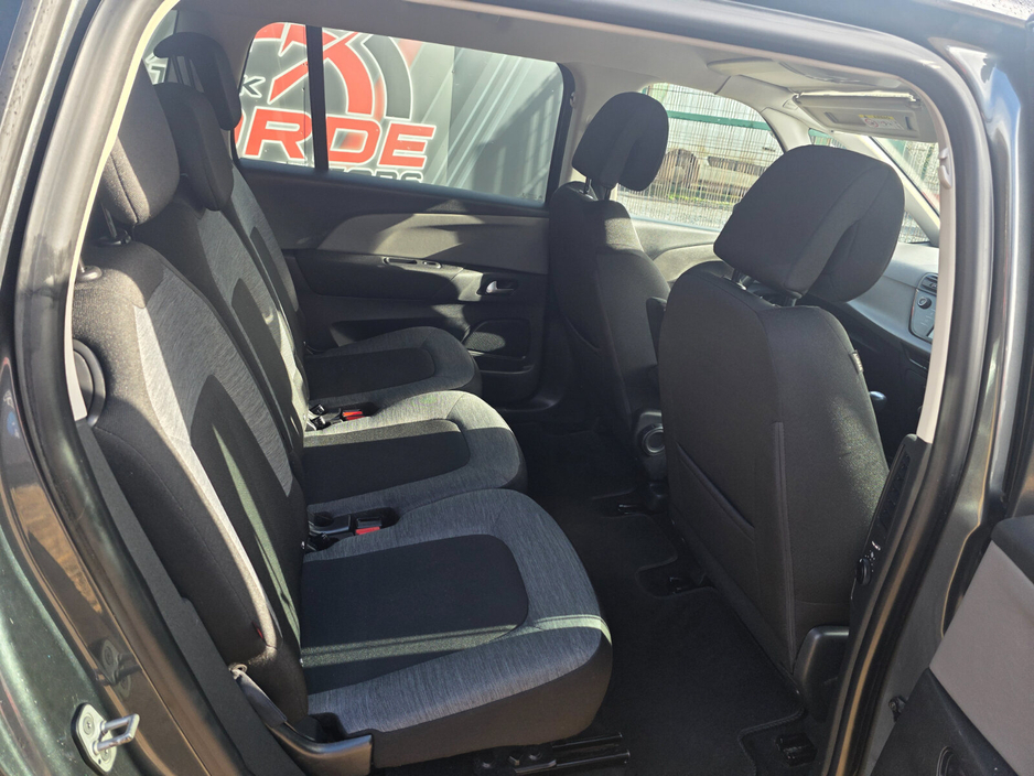 2018 Citroen Grand C4 Picasso - image 7