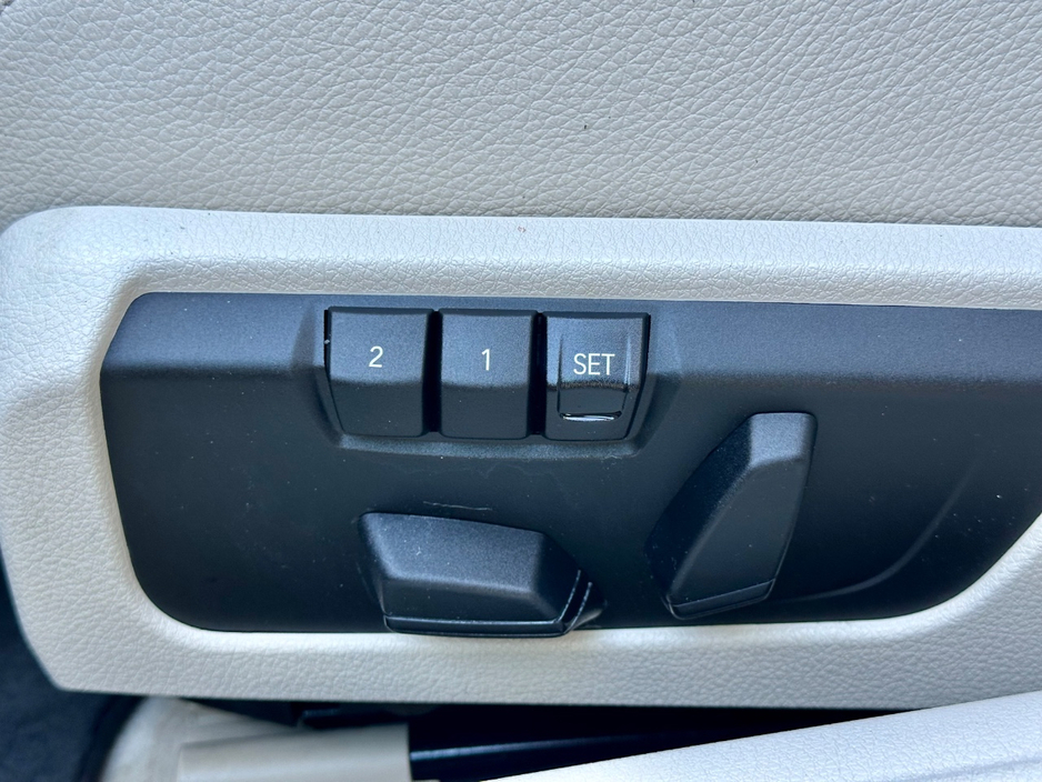 2016 BMW 6 Series - image 19