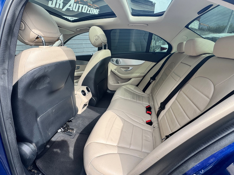 2016 Mercedes-Benz C Class - image 10