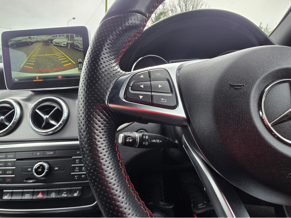 2016 Mercedes-Benz CLA Class 180 AMG LINE SAT NAV PACK LEATHER HEATED ELECTIC SEATS , CARPLAY - PRIVACY GLASS - REV CAMERA - ALLOYS - €19,750