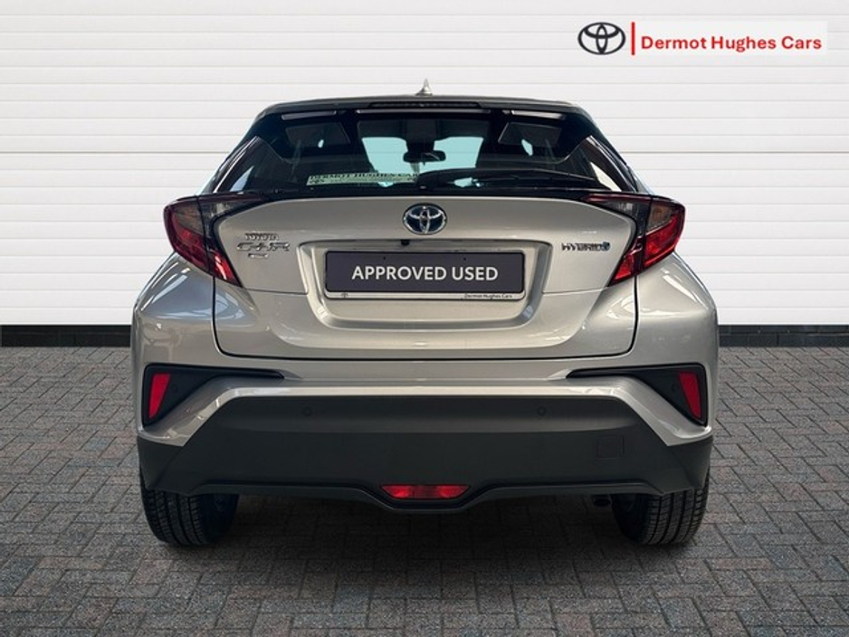 2023 Toyota C-HR - image 4