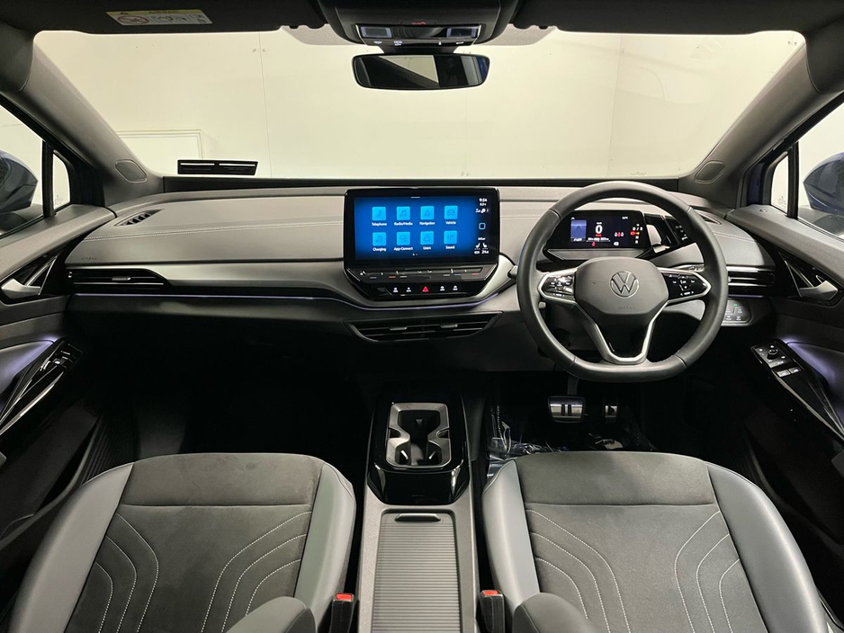 2024 Volkswagen ID.5 - image 2