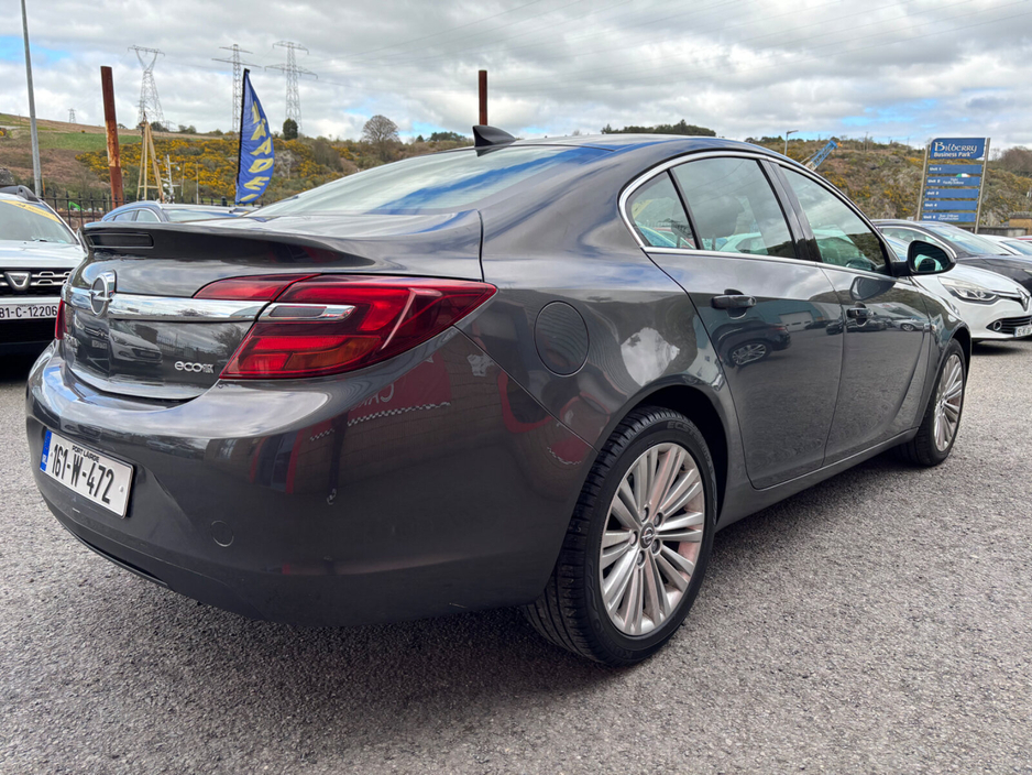 2016 Opel Insignia - image 16