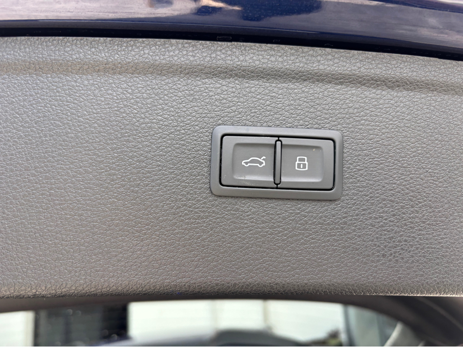 2023 Audi Q5 - image 24
