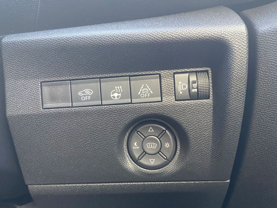 2024 Citroen C4 - image 25