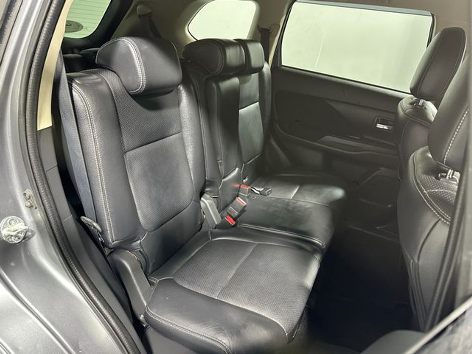 2016 Mitsubishi Outlander 2.2 Diesel Automatic 4x4 7 Seater €16,400