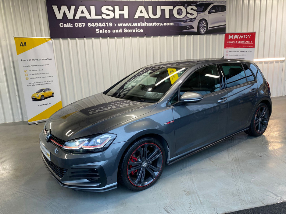 2018 Volkswagen Golf - image 4