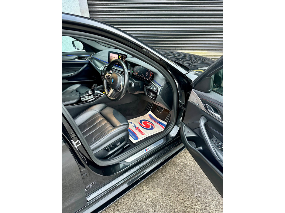 2021 BMW 5 Series  €40,995