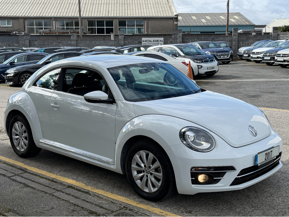 2017 Volkswagen Beetle - image 7