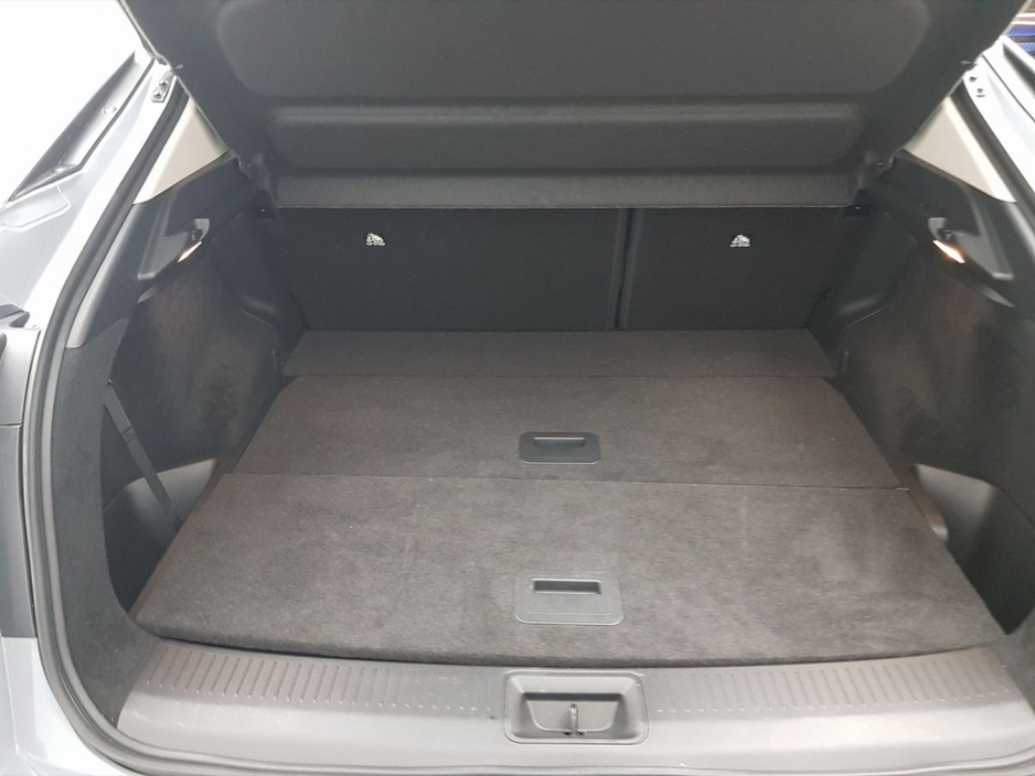 2024 Nissan Ariya - image 18