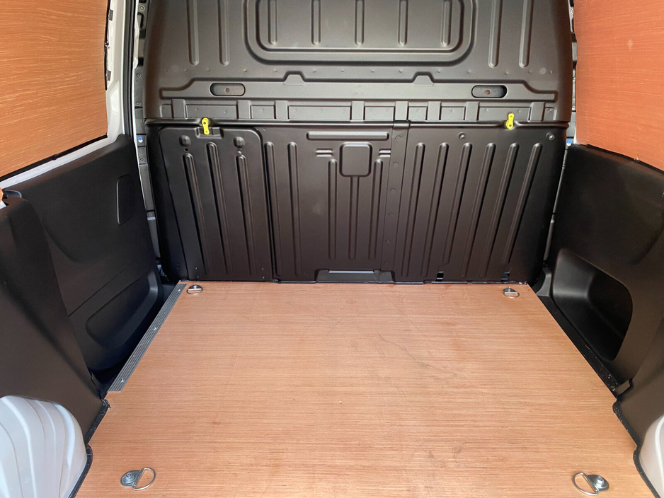 2024 Citroen Berlingo - image 21