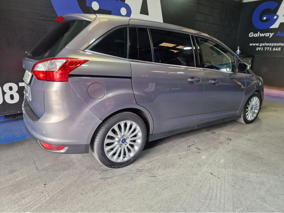 2015 Ford C-Max - image 10