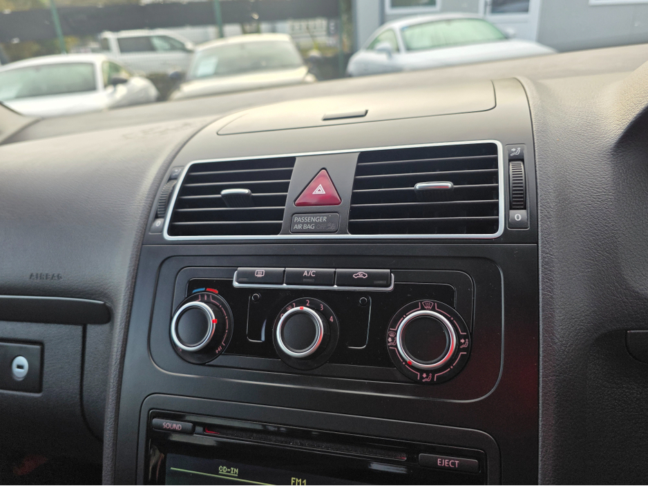 2013 Volkswagen Touran ( 132 )7 SEATER FAMLY MPV 1.4 TSI  ALLOYS  SIMI DEALER - SPECIALISING IN IMPORTS OF GERMAN AUTOMATIC HI SPEC CARS €9,950