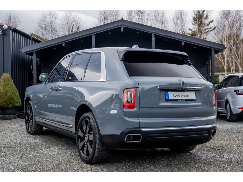 2023 Rolls-Royce Cullinan  €489,950