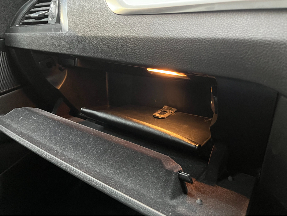 2018 BMW 1 Series €17950 2018 BMW 118D STYLE 2.0 AUTOMATIC / CRUISE CONTROL / REVERSE CAMERA AND MORE €17,950