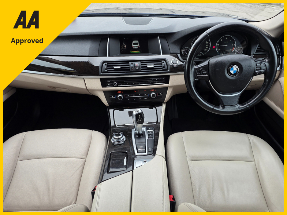 2016 BMW 5 Series - image 13