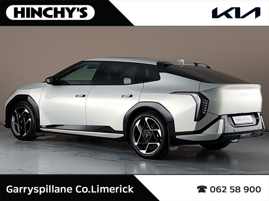 2026 Kia EV4 - image 3